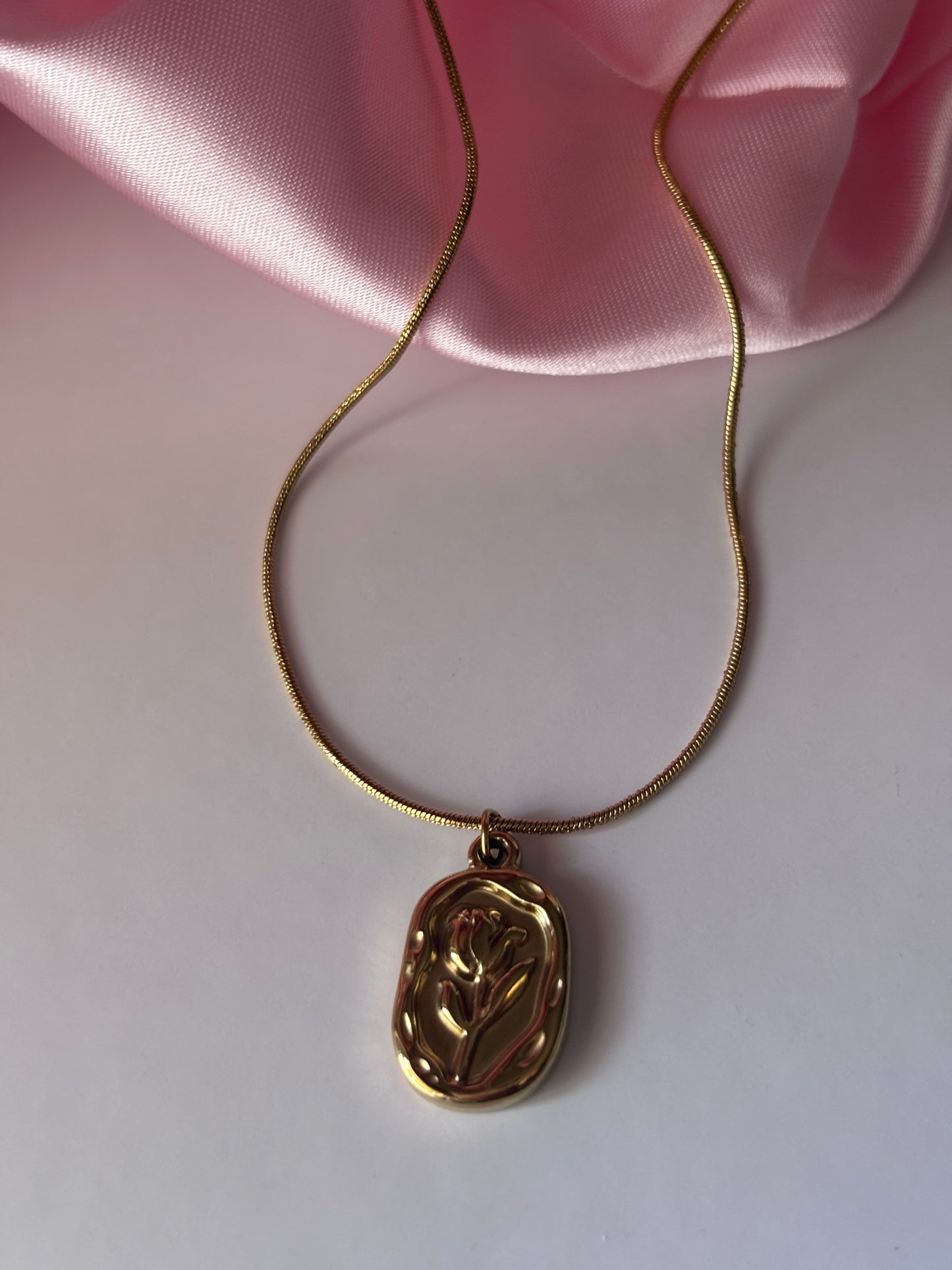 Collar Rose- acero inoxidable 304