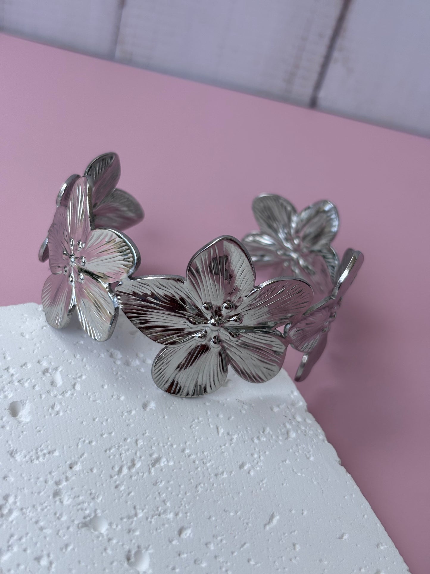 Brazalete Flor (Eterna acero inoxidable 304)