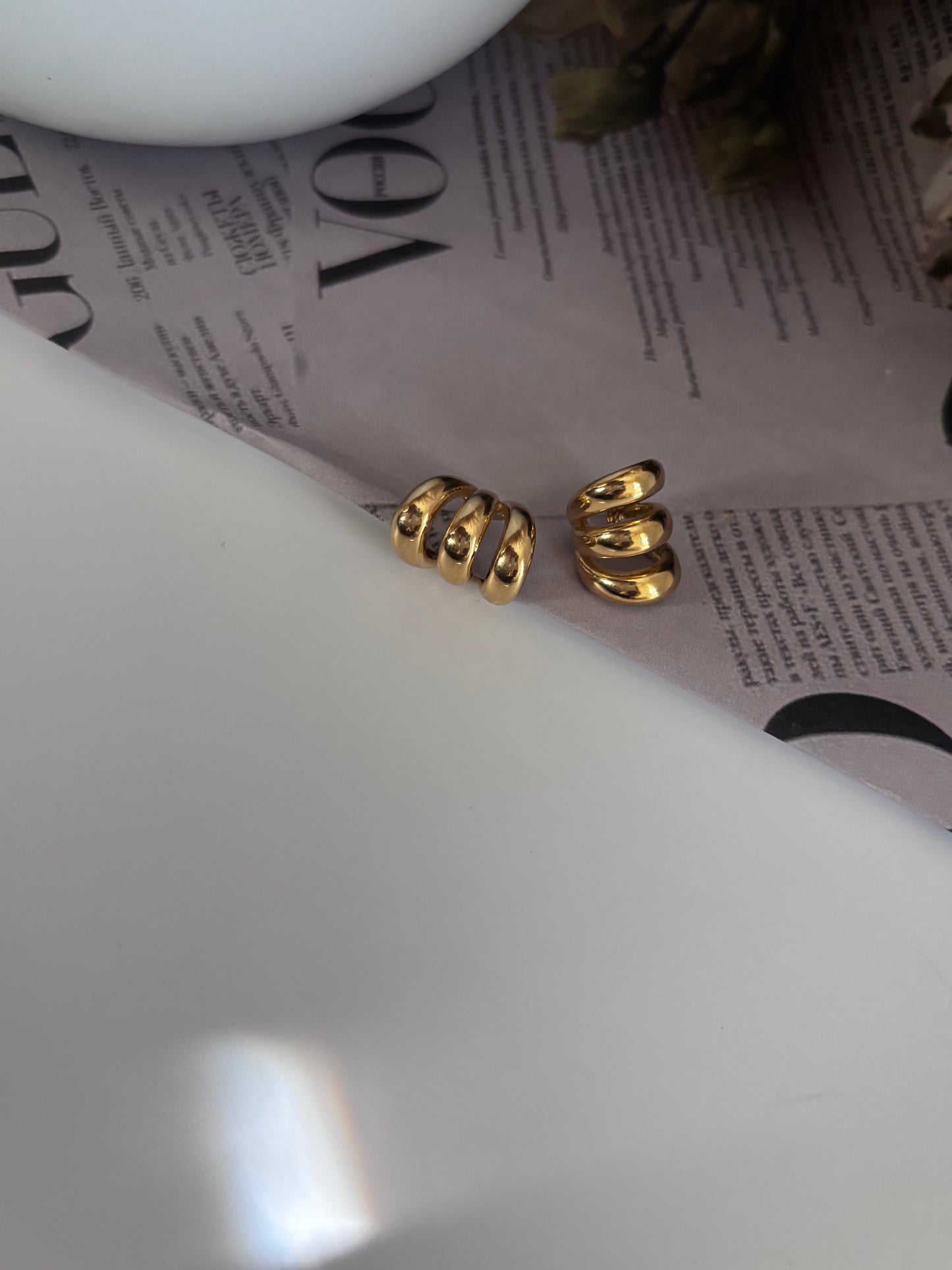 Ear Cuffs “Spiral Gold” — Acero Inoxidable 18K