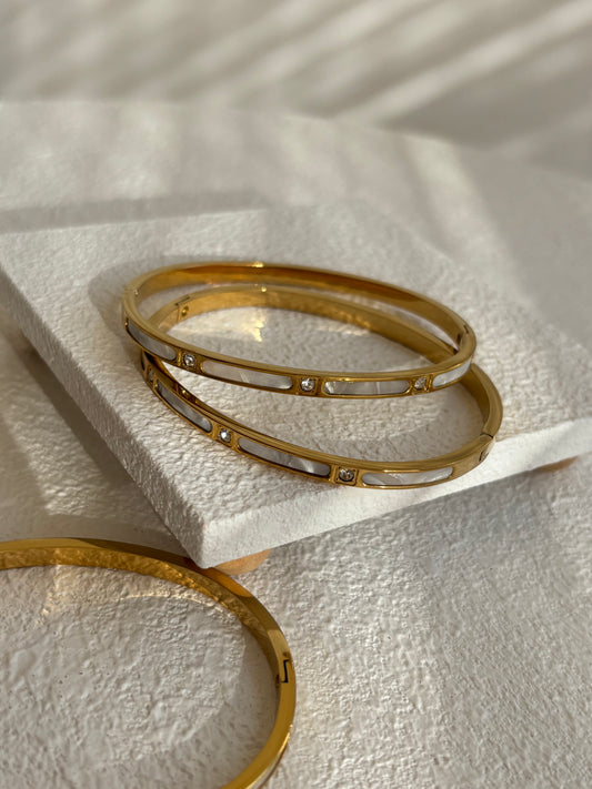 Altiva – Brazalete / Acero Inoxidable 304 / Baño en Oro 18K